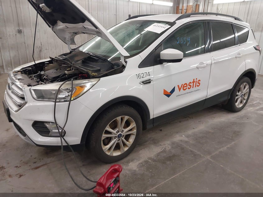 Vin: 1fmcu9gd6jub16274, lot: 46832807, ford escape se 20182