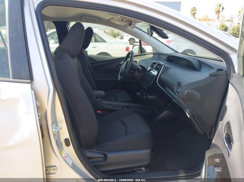 TOYOTA PRIUS - zdjęcie 5