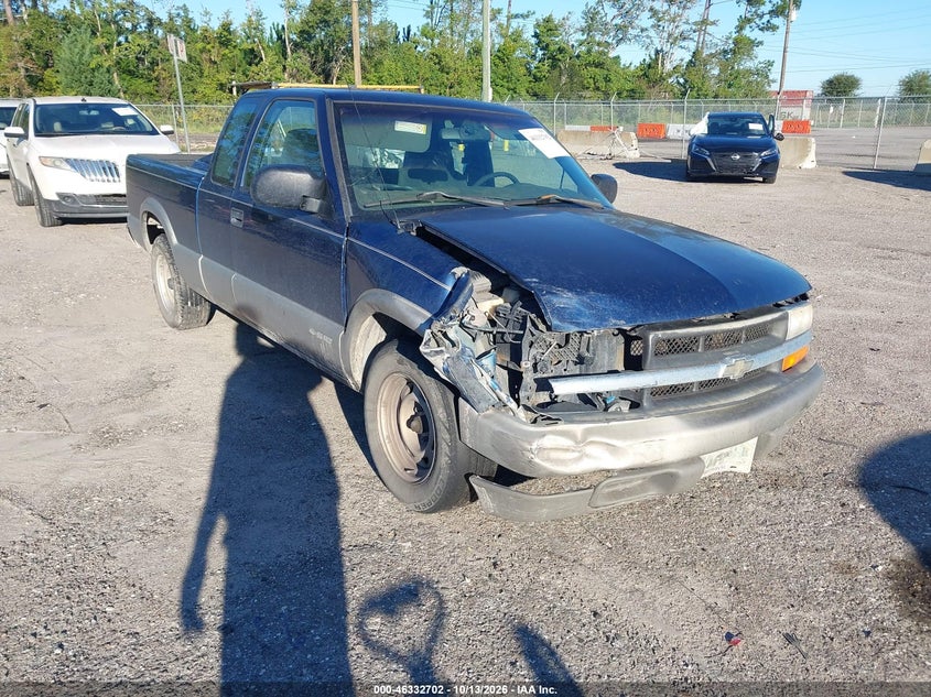 1999 CHEVROLET S-10 LS