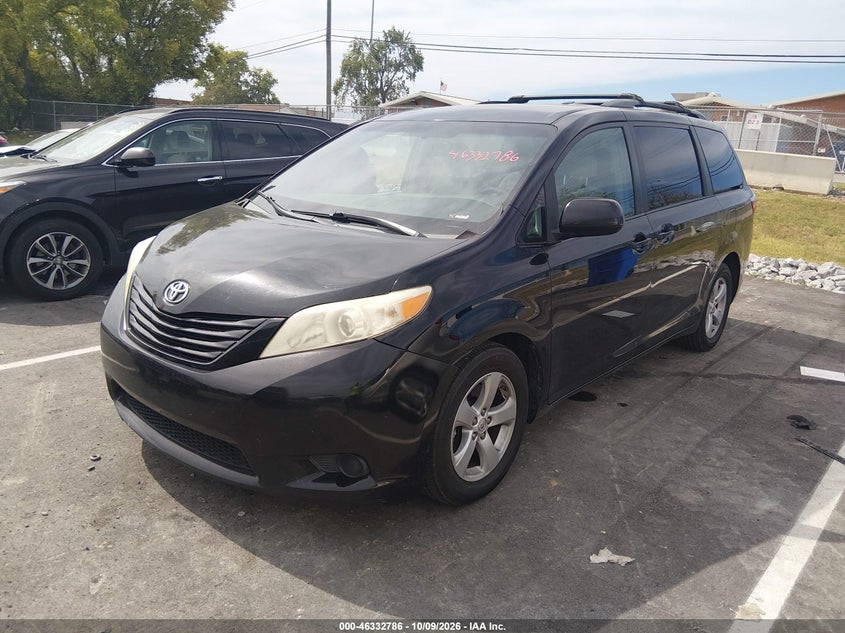 Vin: 5tdkk3dc1gs692088, lot: 46833039, toyota sienna le 8 passenger 20162