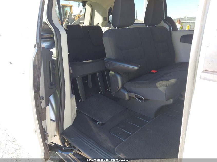 Dodge Grand Caravan - фото 8