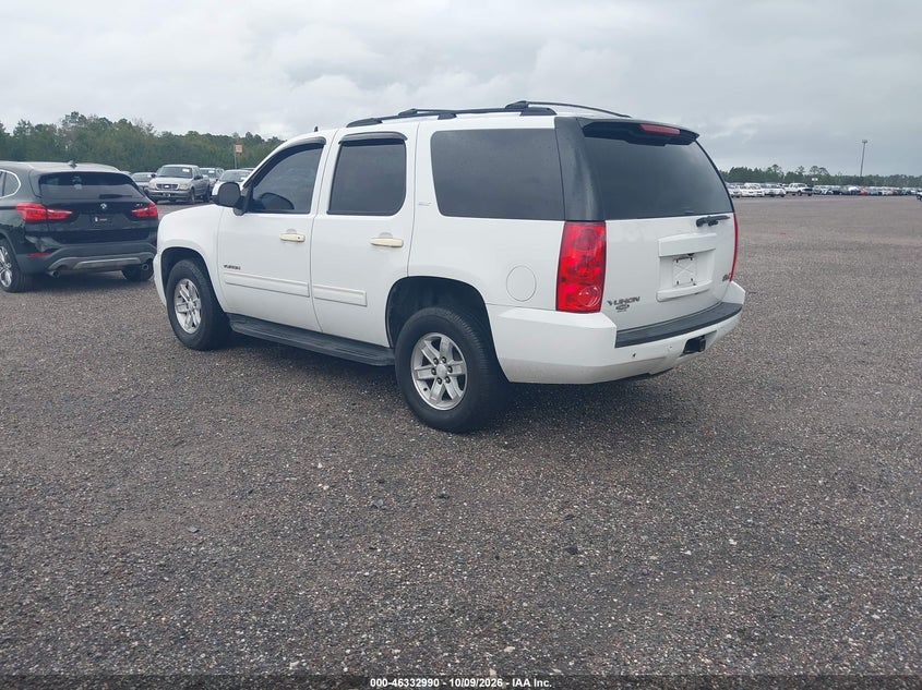 2013 GMC YUKON SLT · Photo 3