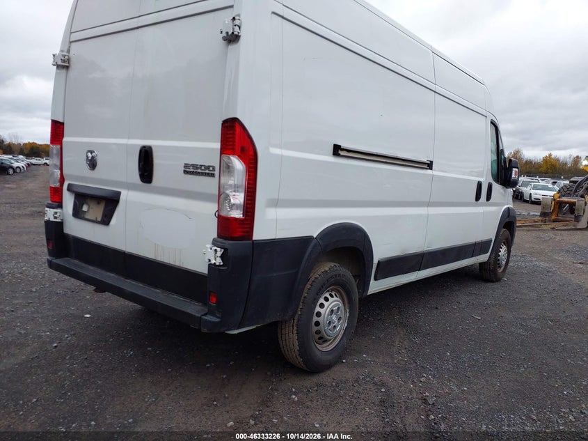 Vin: 3c6lrvdg4re140006, lot: 46833479, ram promaster 2500 tradesman high roof 159 wb w/pass seat 20244