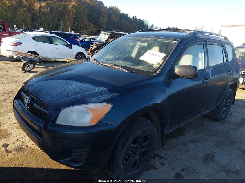 2012 TOYOTA RAV4 · Фото 2