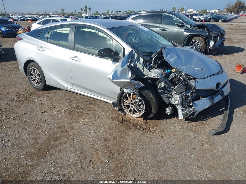 Vin: jtdkbrfu6h3544918, lot: 46833726, toyota prius two 2017 img_1
