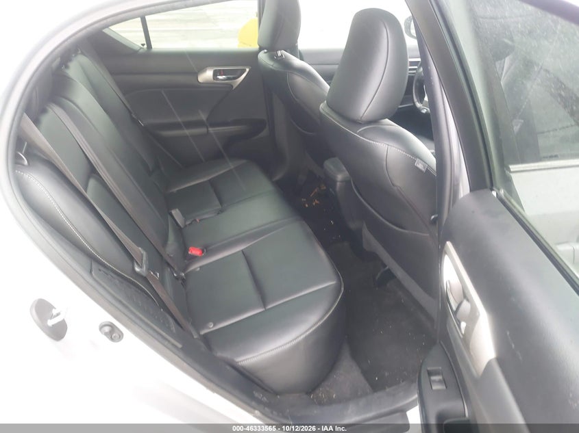 LEXUS CT 200H - zdjęcie 8