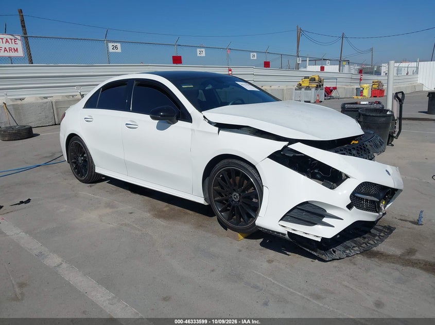 Vin: w1k3g4eb3mj296258, lot: 46833852, mercedes-benz a 220 20211