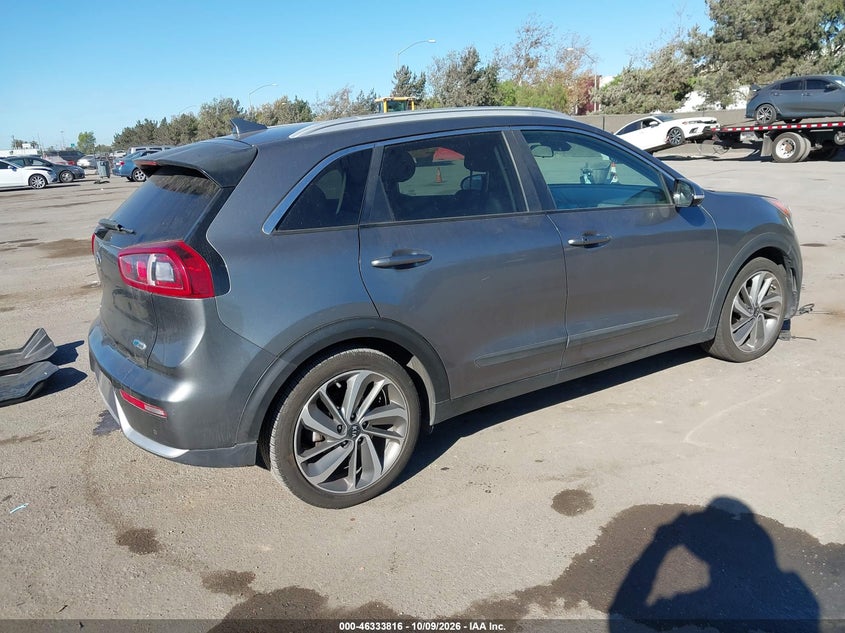 Vin: kndce3lc2h5043159, lot: 46834069, kia niro touring 20174