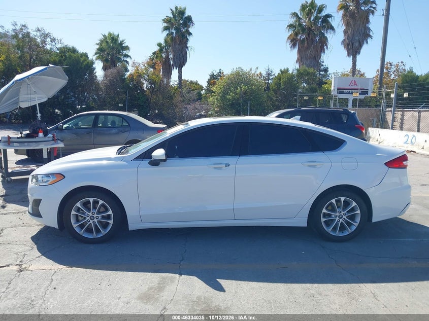 2020 FORD FUSION SE · Фото 14