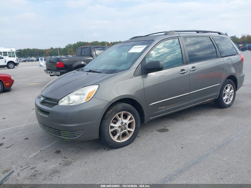 2004 Toyota Sienna Le, Normal Wear & Tear, IAAI, VIN 5TDBA23C94S007040 — photo 2