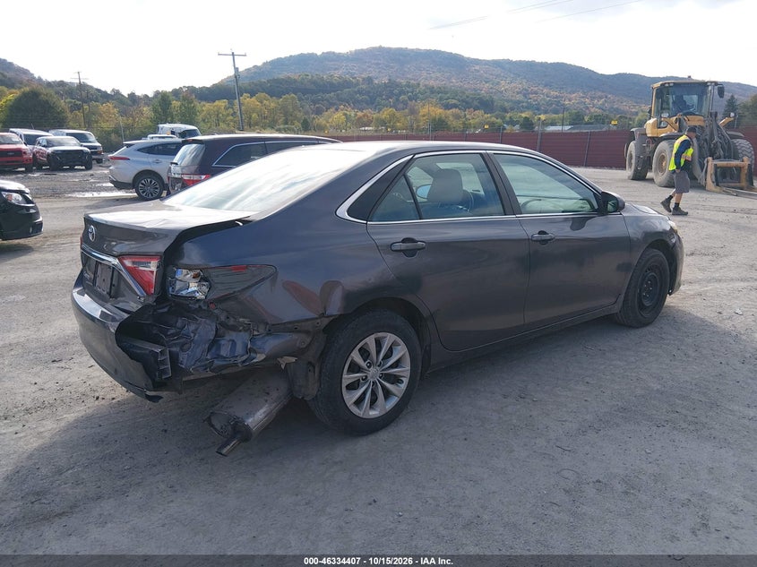 TOYOTA CAMRY - zdjęcie 4