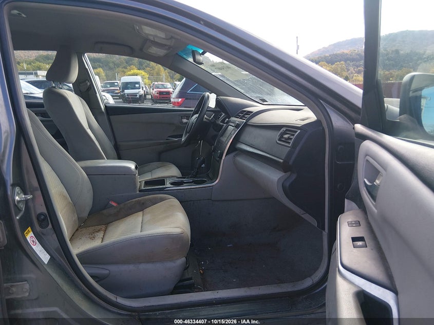 TOYOTA CAMRY - zdjęcie 5