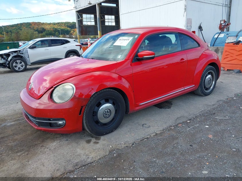 2013 VOLKSWAGEN BEETLE 2.5L · Фото 2