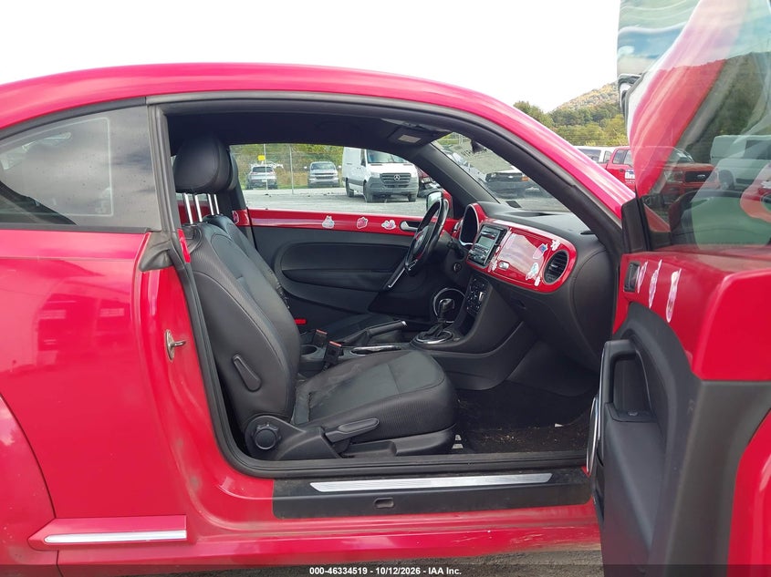 2013 VOLKSWAGEN BEETLE 2.5L · Фото 5