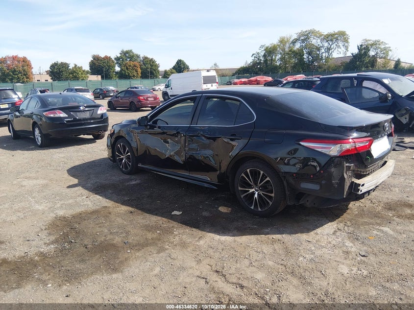 TOYOTA CAMRY - zdjęcie 3
