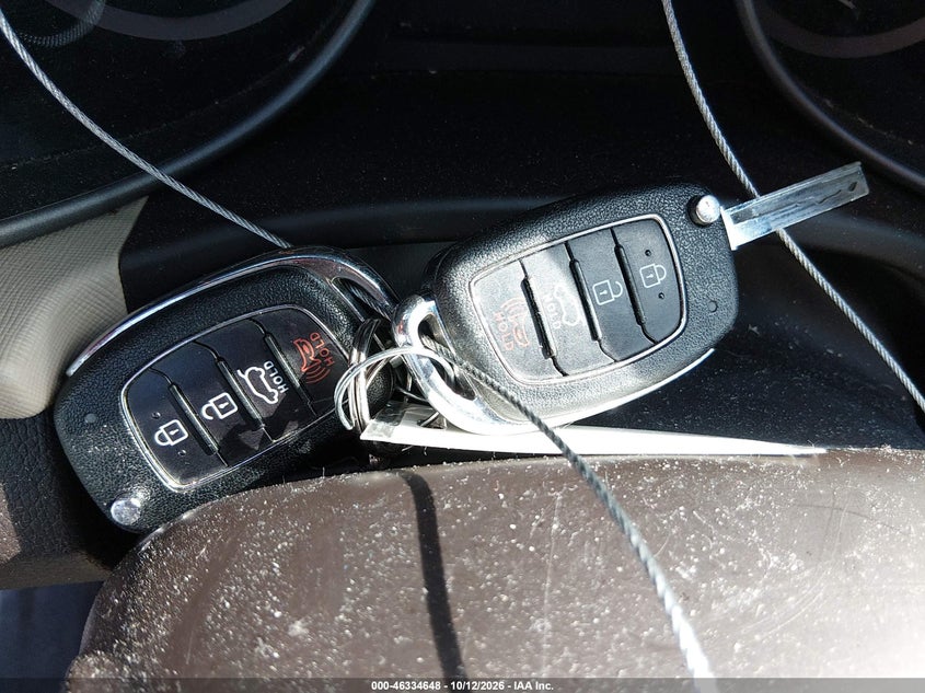 2017 HYUNDAI SANTA FE SPORT 2.4L · Фото 11