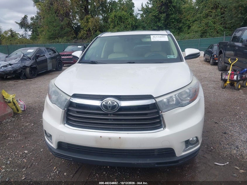 2015 TOYOTA HIGHLANDER LIMITED PLATINUM V6 · Фото 12