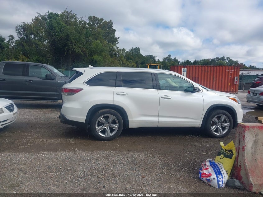 2015 TOYOTA HIGHLANDER LIMITED PLATINUM V6 · Фото 13