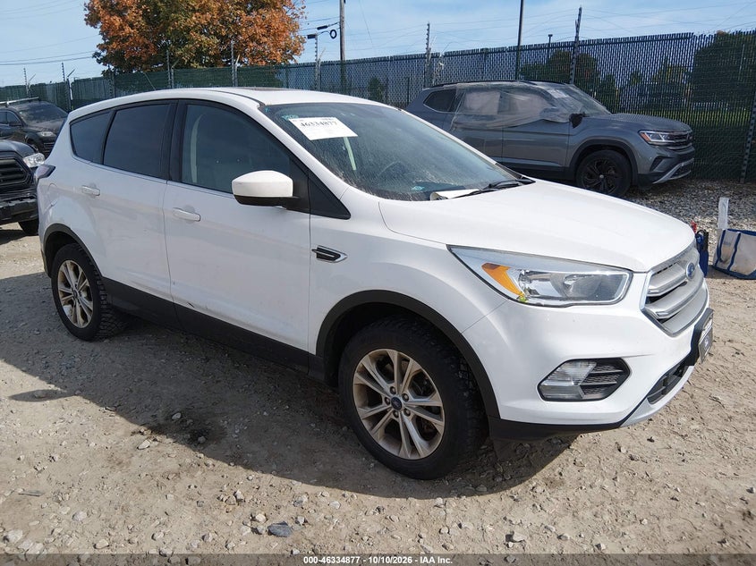 Vin: 1fmcu9gd3hud50446, lot: 46835136, ford escape se 20171