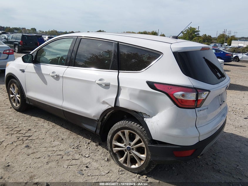 Vin: 1fmcu9gd3hud50446, lot: 46835136, ford escape se 20173