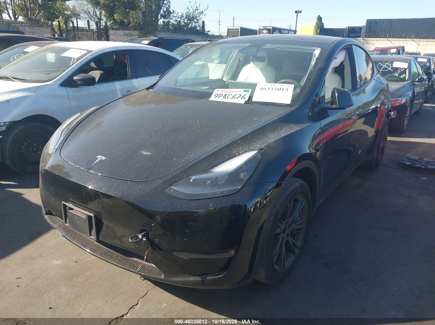 Vin: 7saygded1rf190572, lot: 46835272, tesla model y long range single motor rear-wheel drive/rwd 20242