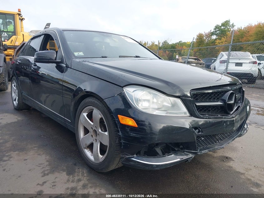 2013 MERCEDES-BENZ C 300 LUXURY 4MATIC