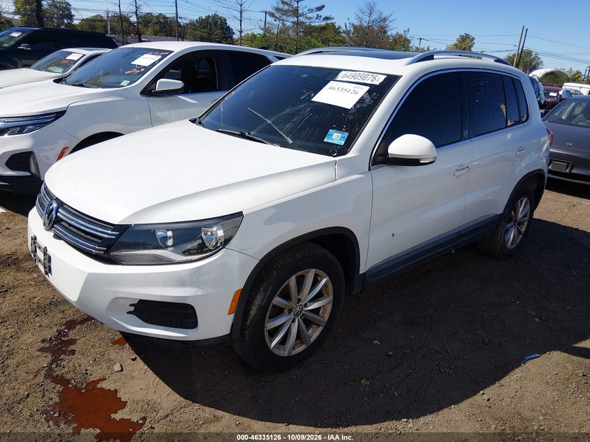 2017 Volkswagen Tiguan 2.0T Wolfsburg Edition, Normal Wear & Tear, IAAI, VIN WVGSV7AX4HW503131 — photo 2