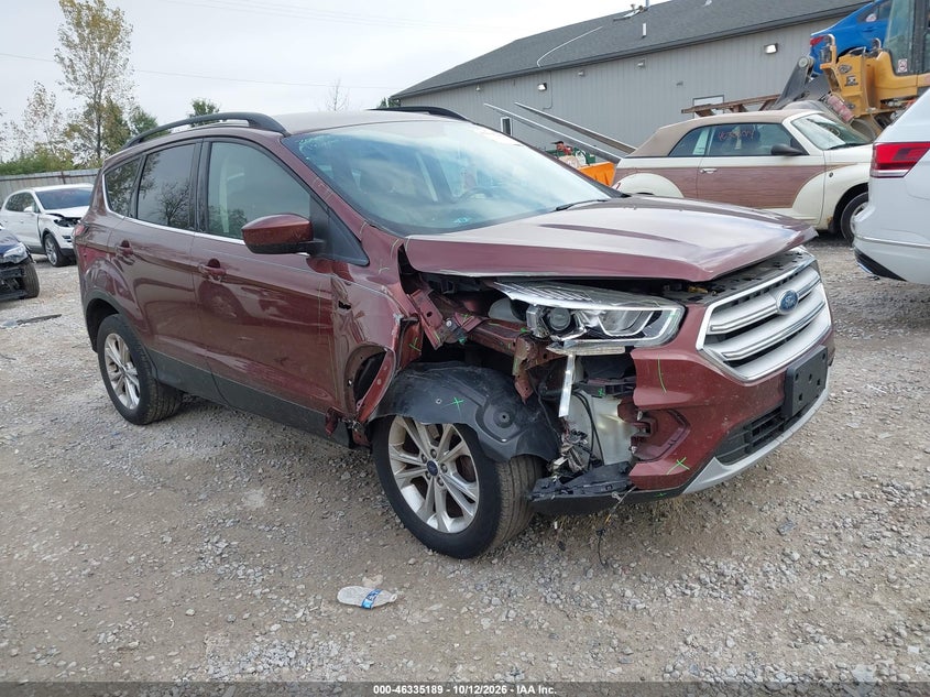 Vin: 1fmcu0hd0jua82004, lot: 46835447, ford escape sel 20181