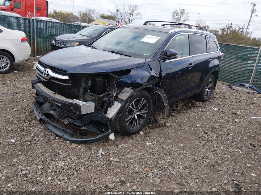 2016 Toyota Highlander Xle V6, Повреждение двигателя, IAAI, VIN 5TDJKRFH6GS246042 — фото 2