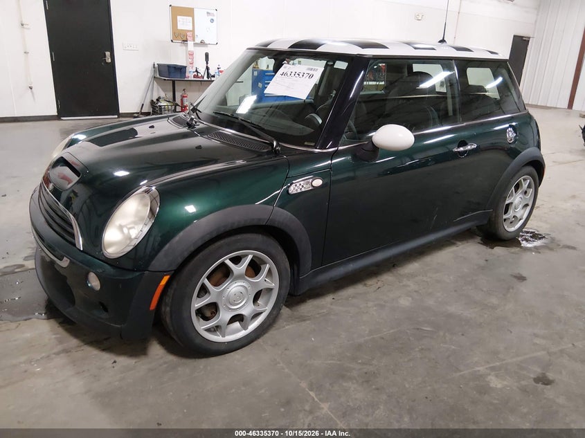 2006 MINI COOPER S · Photo 2