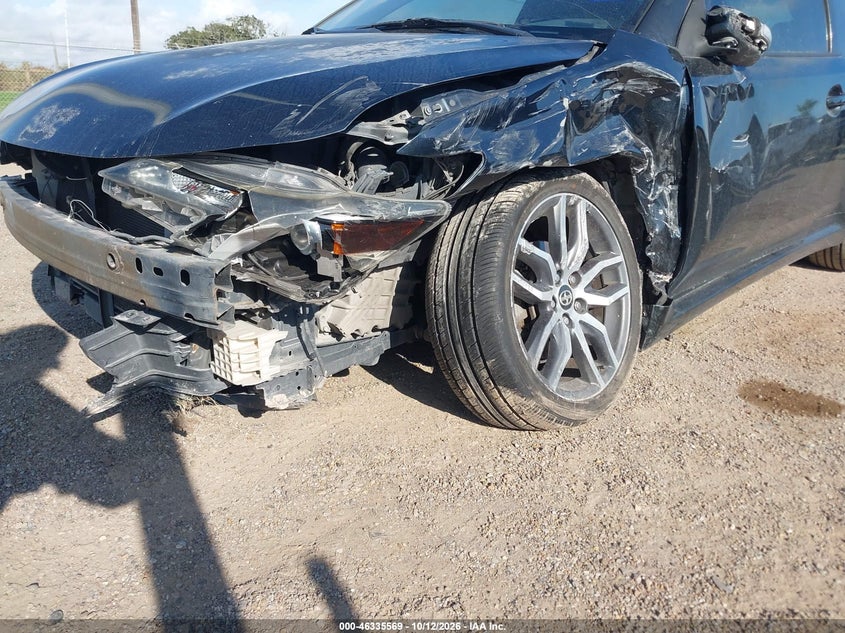 2015 SCION TC · Фото 6