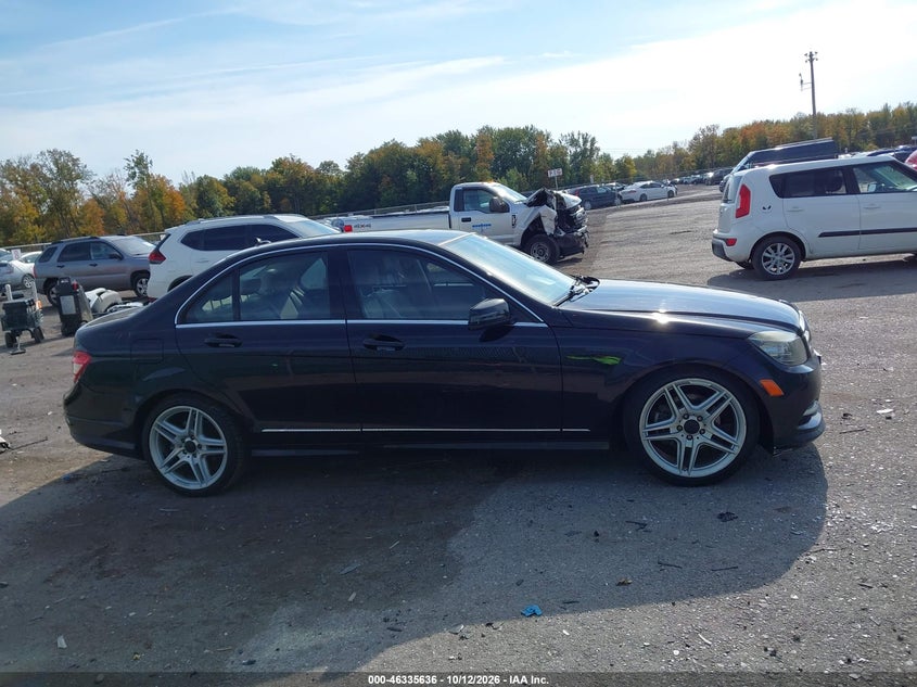 2011 MERCEDES-BENZ C 300 LUXURY/SPORT · Фото 13