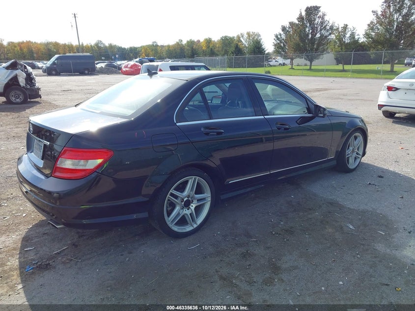 2011 MERCEDES-BENZ C 300 LUXURY/SPORT · Фото 4