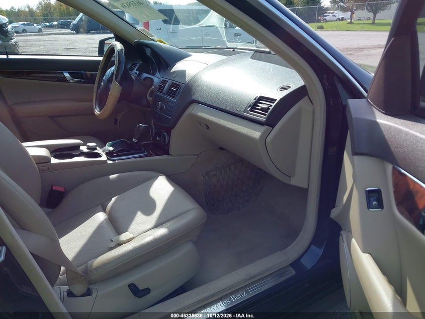 2011 MERCEDES-BENZ C 300 LUXURY/SPORT · Фото 5