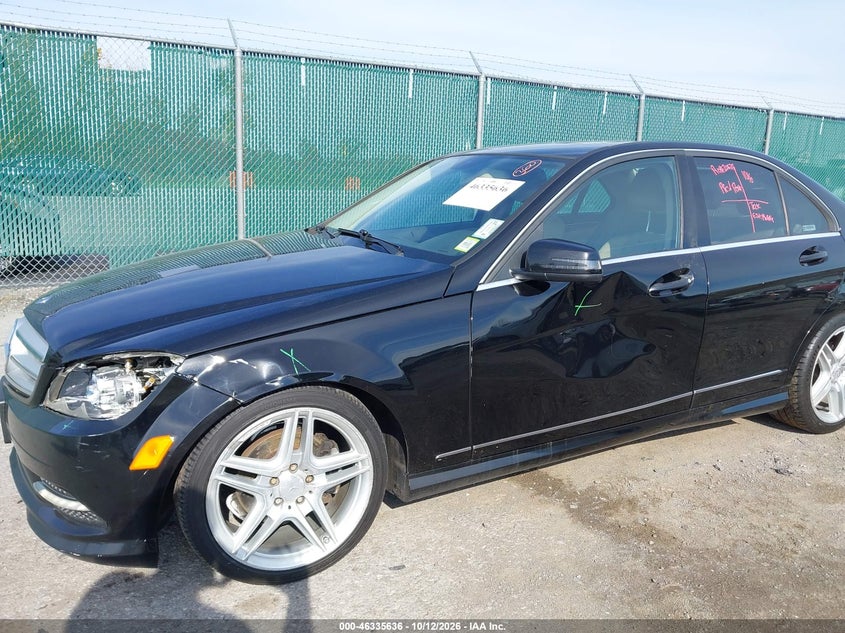 2011 MERCEDES-BENZ C 300 LUXURY/SPORT · Фото 6
