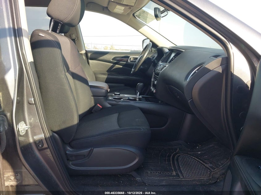 2018 NISSAN PATHFINDER SV · Фото 5