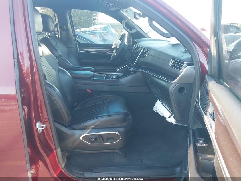 2024 JEEP WAGONEER L SERIES I 4X4 · Фото 5