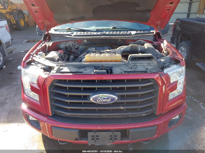 2015 FORD F-150 XLT · Фото 10