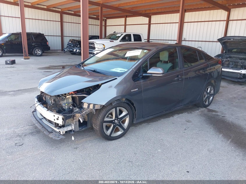 TOYOTA PRIUS - zdjęcie 2
