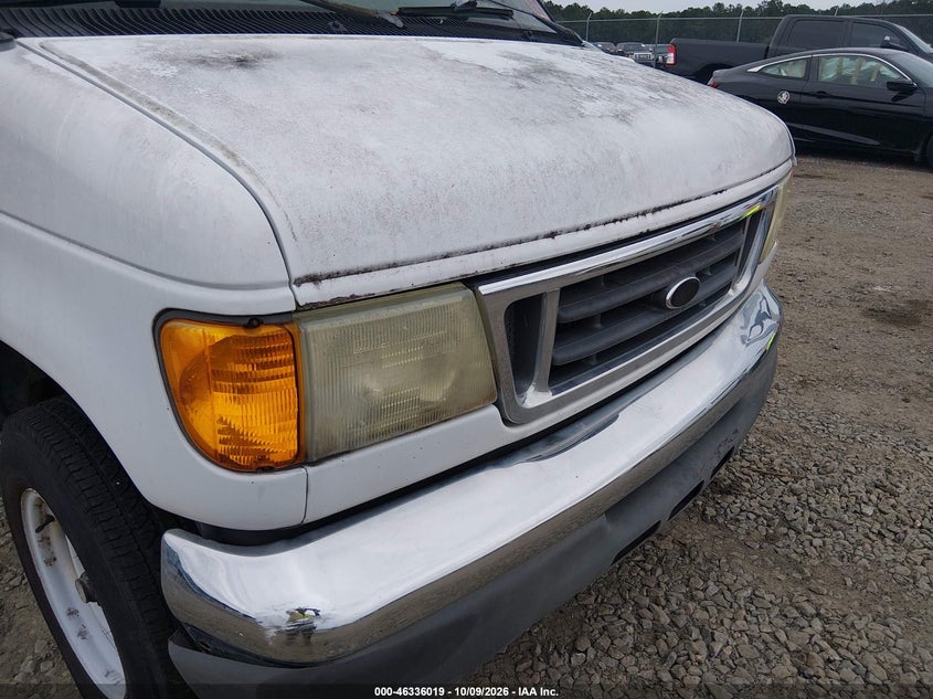 2006 FORD E-350 SUPER DUTY CHATEAU/XL/XLT · Фото 17