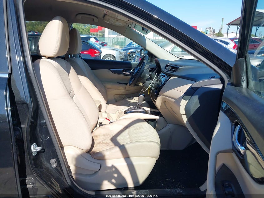 2017 NISSAN ROGUE S · Фото 5