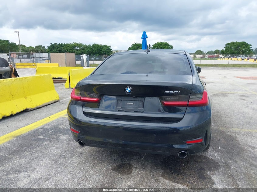 2019 BMW 330I · Фото 16