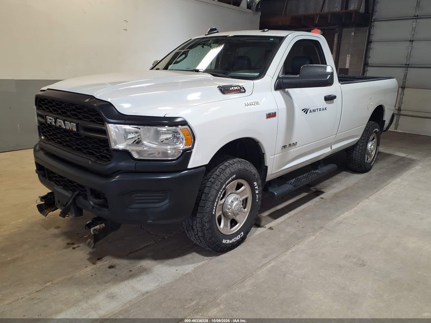 Vin: 3c6mr5aj3lg210577, lot: 46836587, ram 2500 tradesman  4x4 8' box 20202
