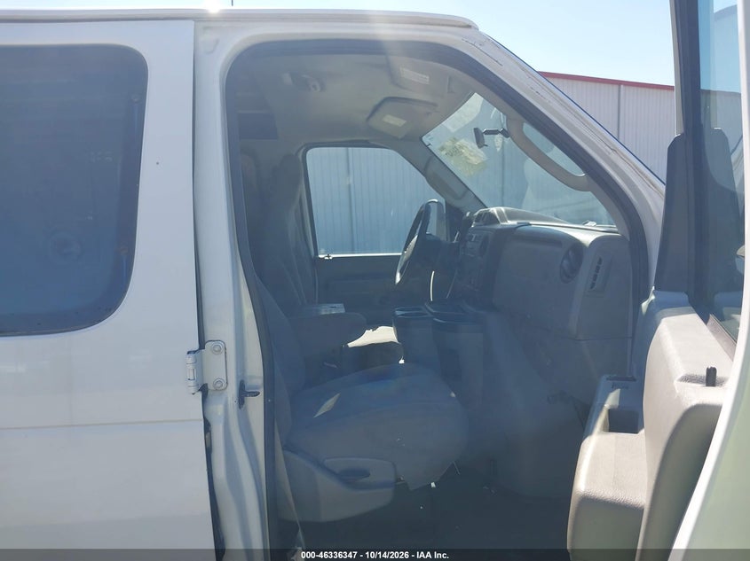 2012 FORD E-150 COMMERCIAL · Фото 5