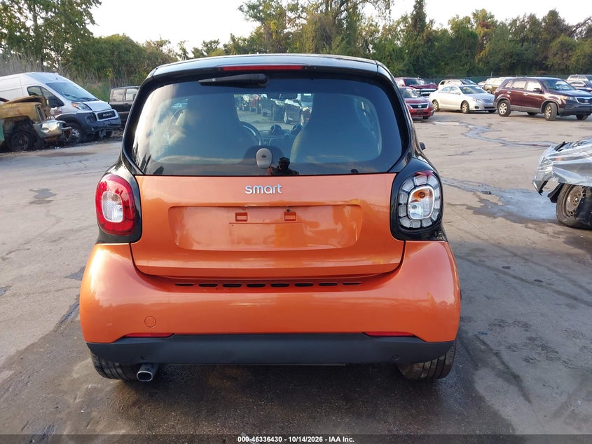 2016 SMART FORTWO PRIME · Photo 16