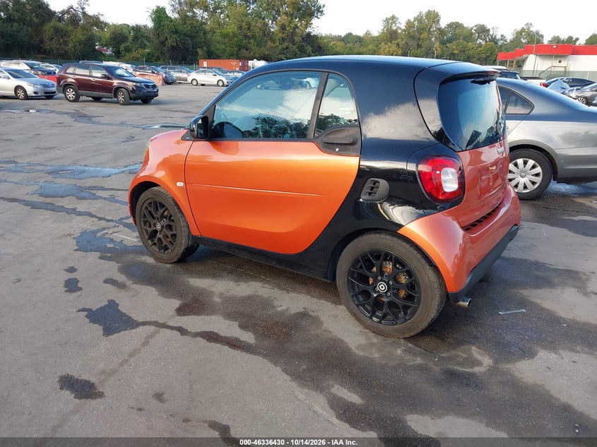 2016 SMART FORTWO PRIME · Photo 3