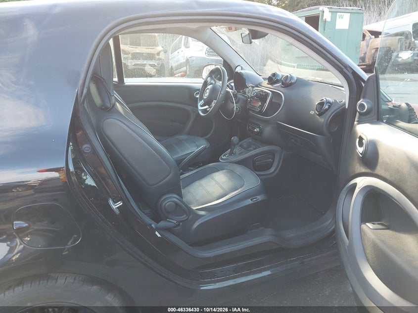 2016 SMART FORTWO PRIME · Photo 5