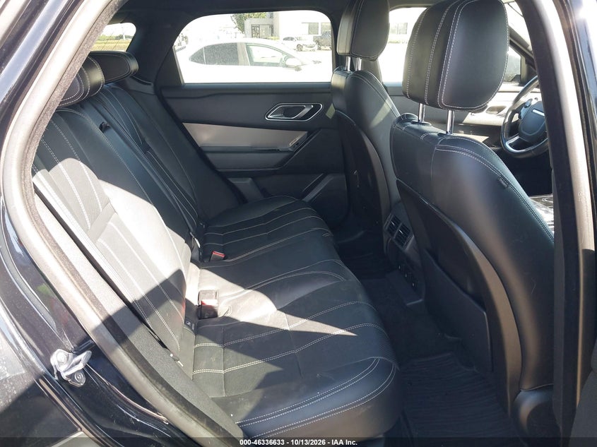 LAND ROVER RANGE ROVER VELAR - zdjęcie 8