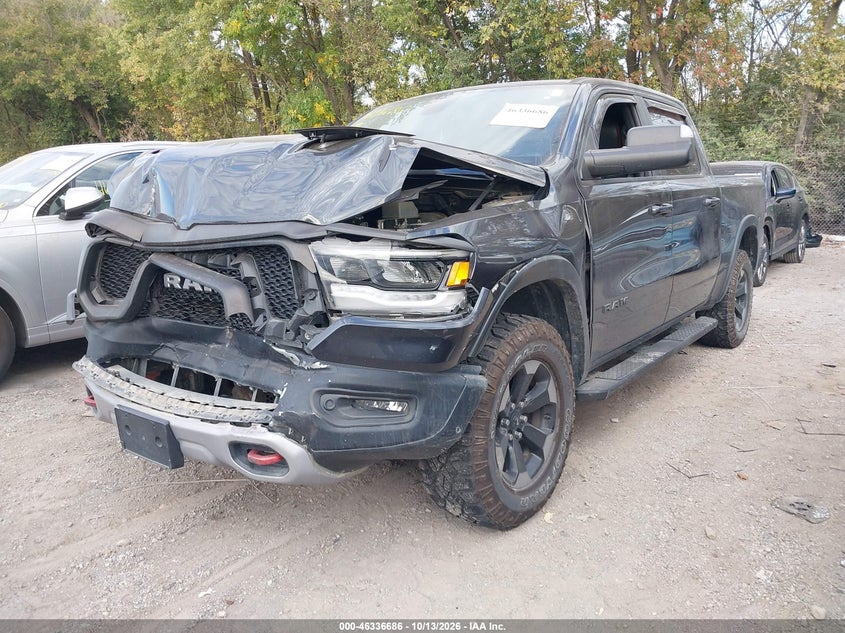 Vin: 1c6srflt4kn602582, lot: 46836945, ram 1500 rebel  4x4 5'7 box 20192