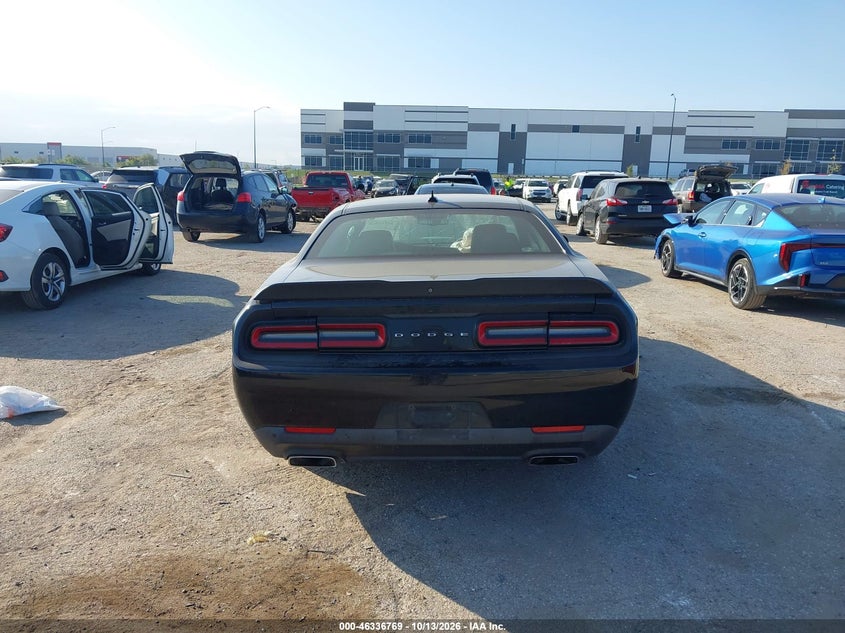 DODGE CHALLENGER - zdjęcie 16